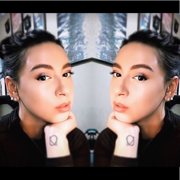 Meet your Posher, Ashley - Picture 3 of 8